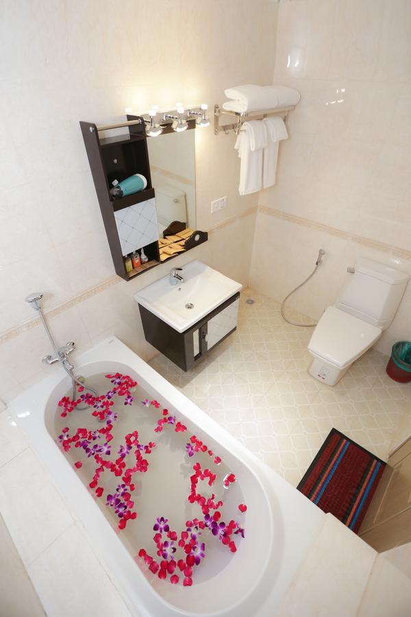 Grand Garden Hotel Rangun Zewnętrze zdjęcie